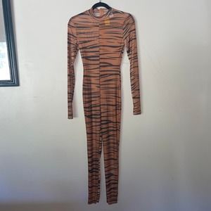 Mesh tiger print long sleeve